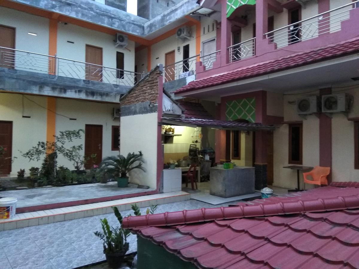 Pondok Cemara Ξενοδοχείο Μεντάν Εξωτερικό φωτογραφία