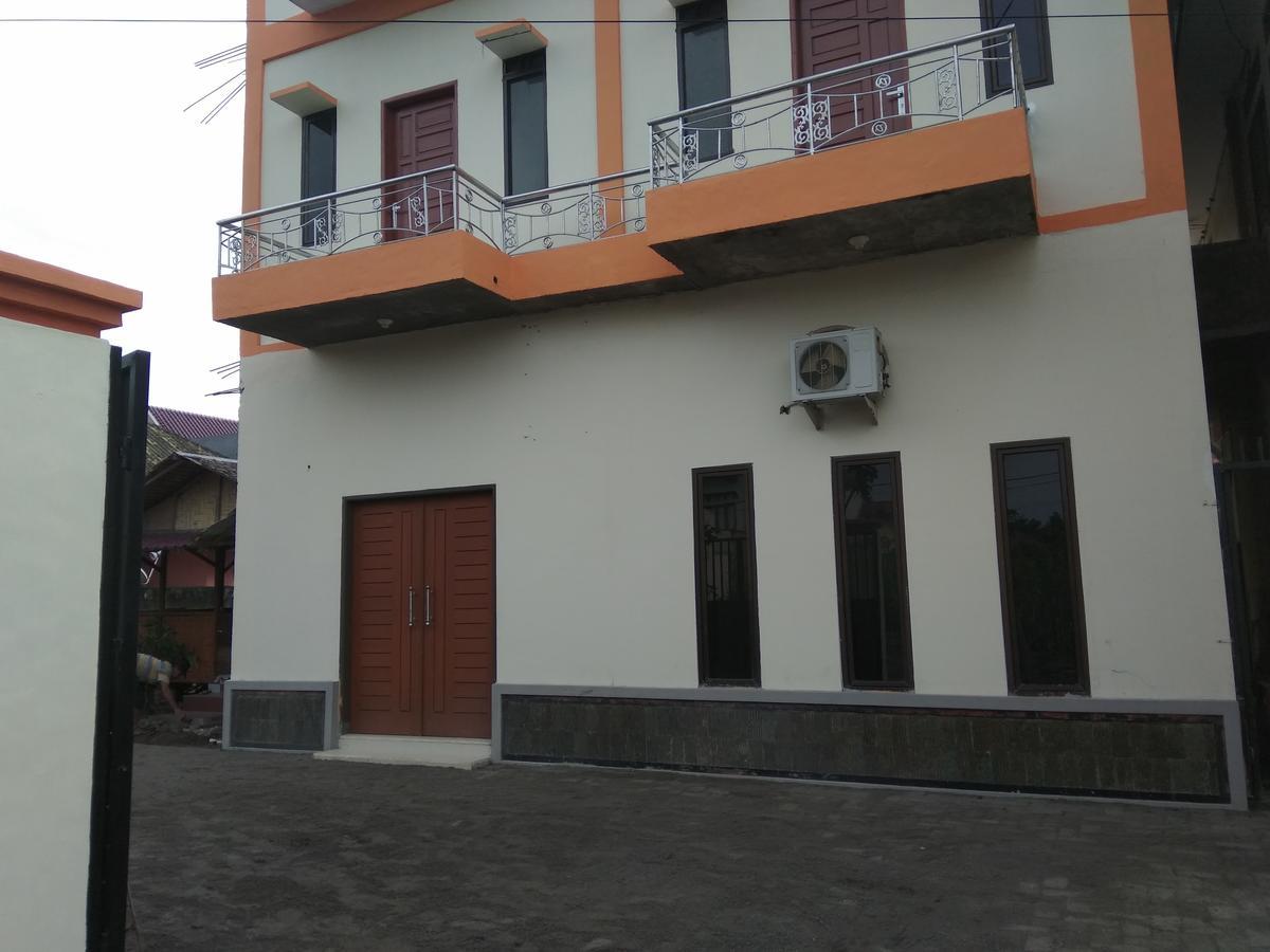 Pondok Cemara Ξενοδοχείο Μεντάν Εξωτερικό φωτογραφία