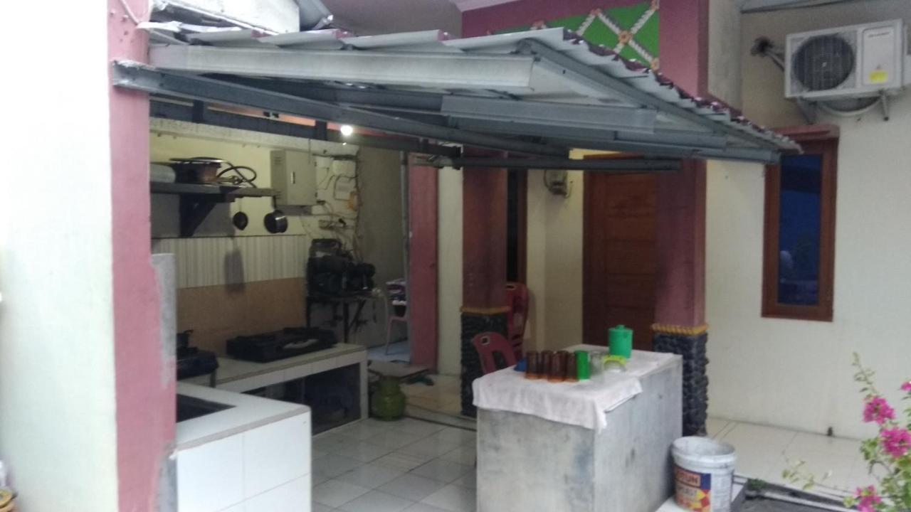 Pondok Cemara Ξενοδοχείο Μεντάν Εξωτερικό φωτογραφία